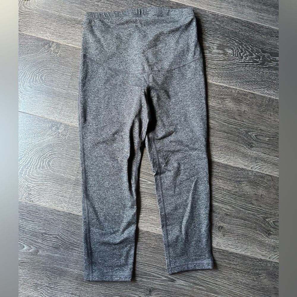 Old Navy Maternity Cropped Leggings